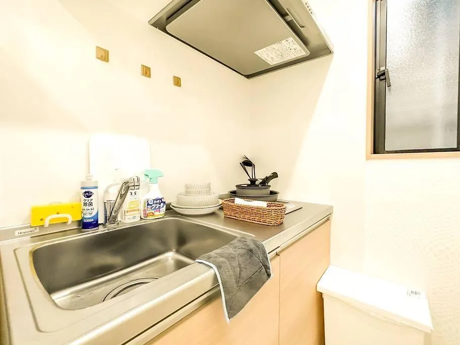 全新～和風獨立屋*兩浴兩衛*商店街*大型超市*車站4分鐘*機場鐵路35分鐘直達 提供接送機/導遊服務 0*, Osaka Japan