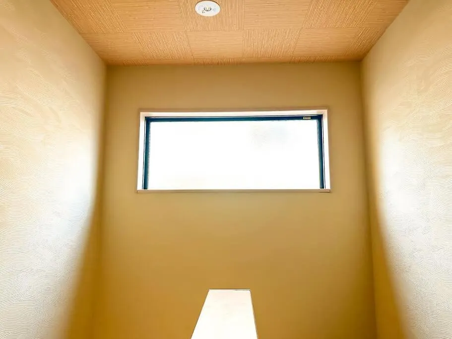 Holiday home 全新～和風獨立屋*兩浴兩衛*商店街*大型超市*車站4分鐘*機場鐵路35分鐘直達 提供接送機/導遊服務